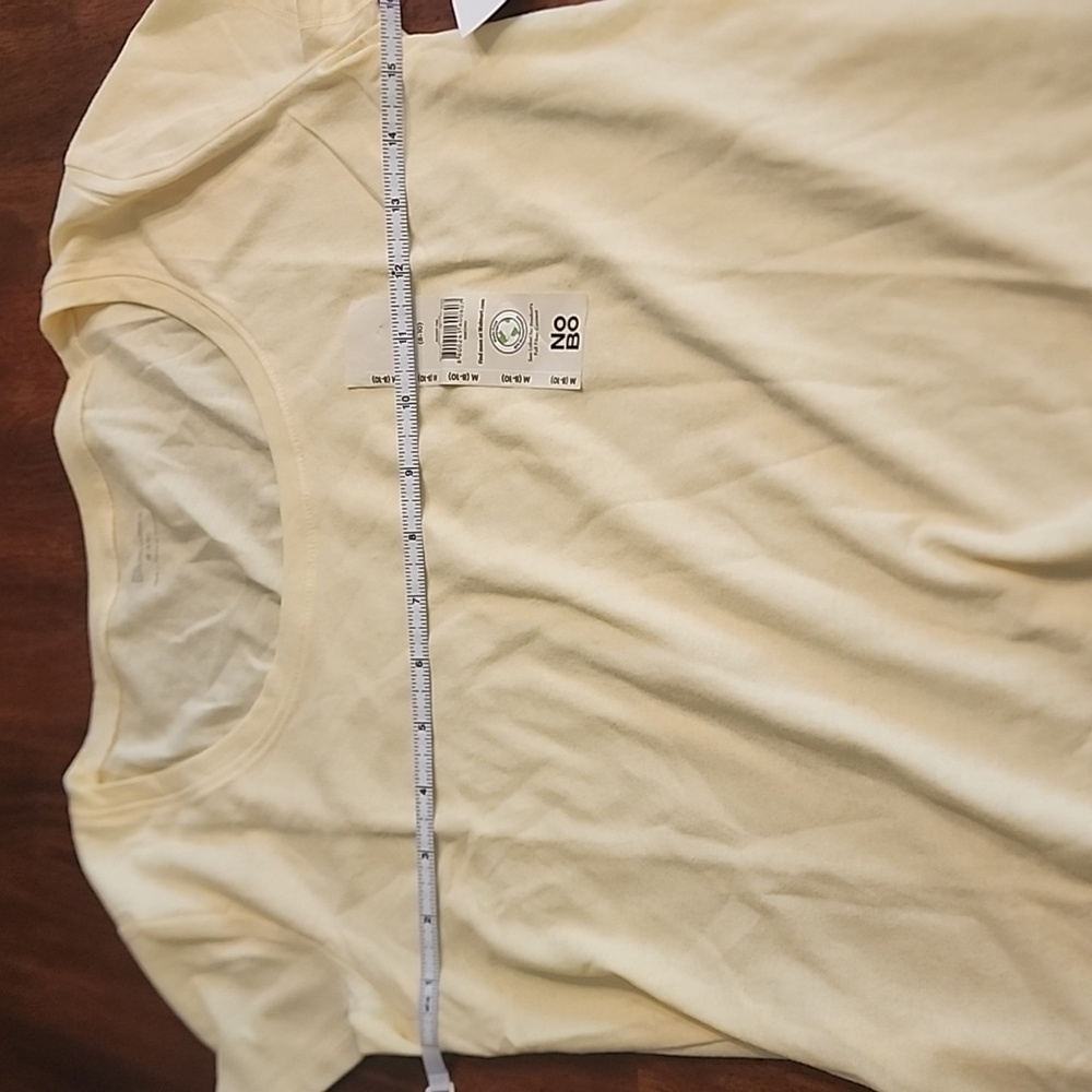 NWT No Boundaries Scoop Neck Short Sleeve Tee Bundle Medium - Picture 4 of 6